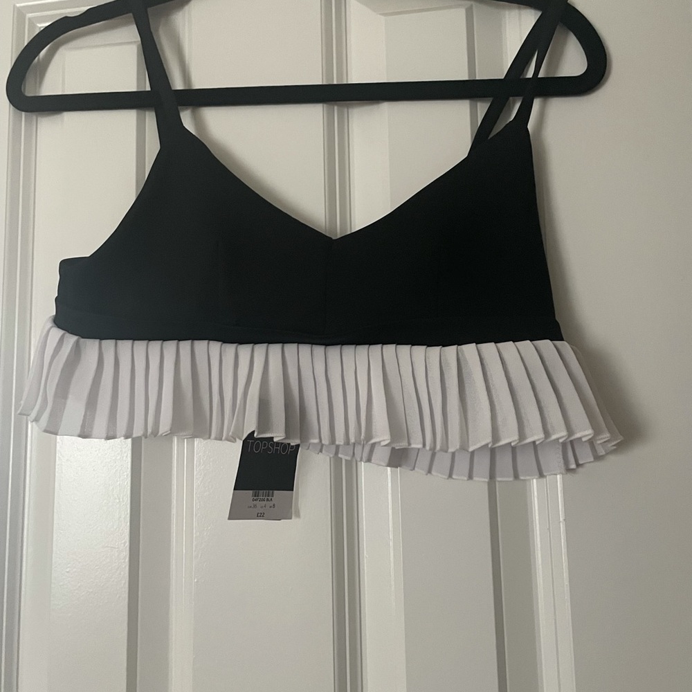 TopShop black/white ruffle bikini swim top size 4